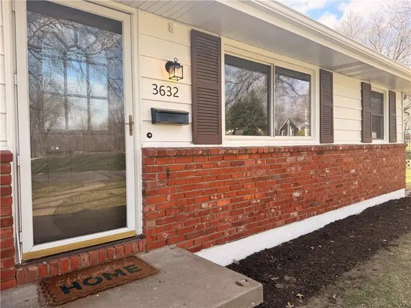 3632 N Olive ST, Kansas City, MO 64116