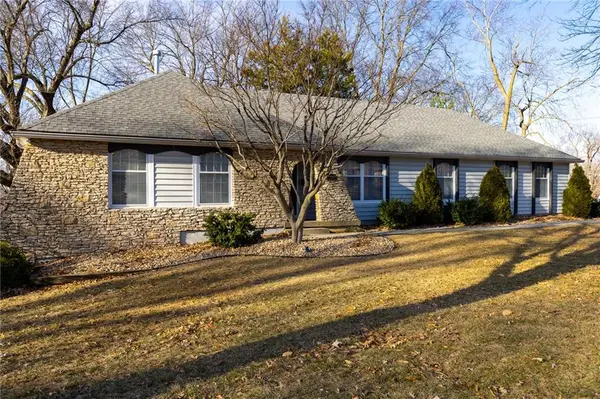 4900 Norwood CT, Kansas City, MO 64133