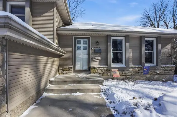 6009 EARNSHAW ST, Shawnee, KS 66216