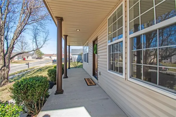 707 Tall Chief ST, Buckner, MO 64016