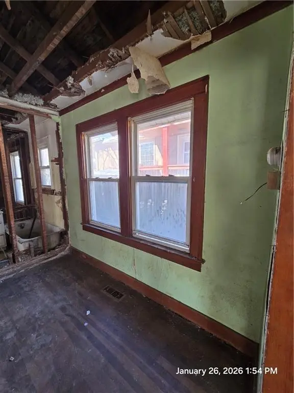2830 Cypress AVE, Kansas City, MO 64128