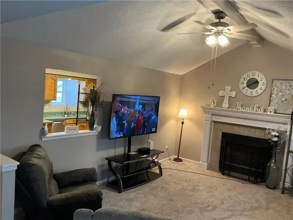 3415 S Davidson CT, Independence, MO 64055