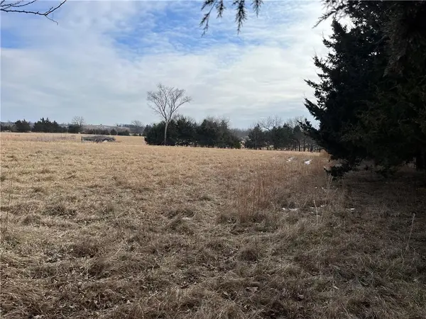 4779 Cloud TER, Lane, KS 66042