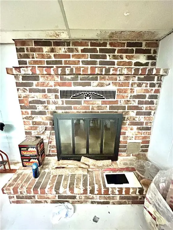 3284 S M HWY, Schell City, MO 64783