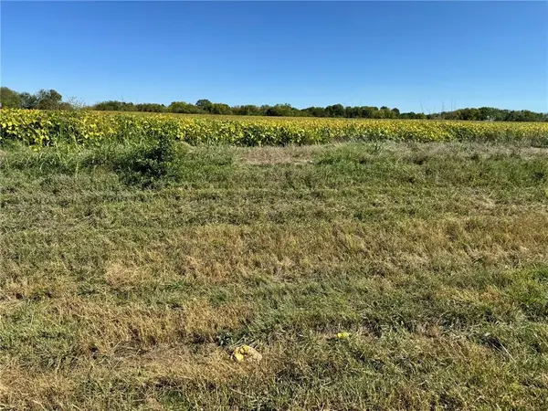 Lone Star RD, Paola, KS 66071