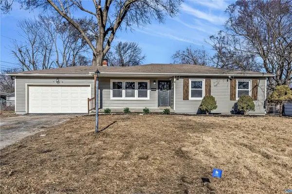 7520 Lewis AVE, Raytown, MO 64138