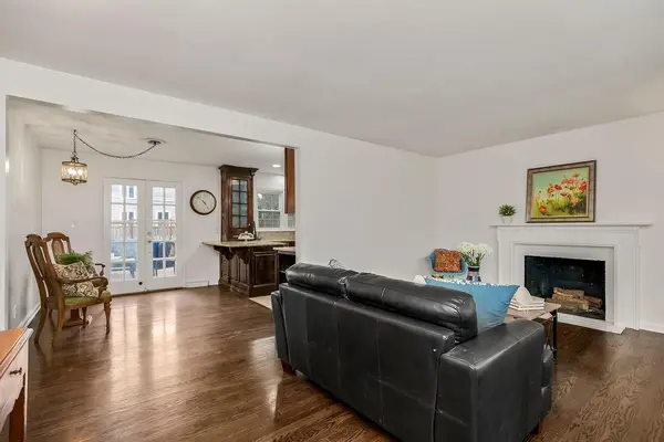 7938 Norwood ST, Prairie Village, KS 66208