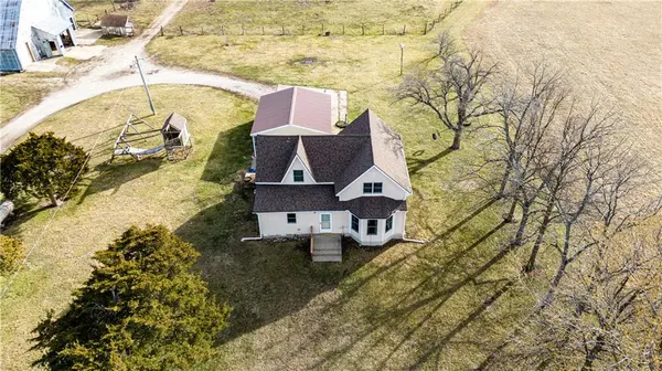 36319 W 215th ST, Edgerton, KS 66021