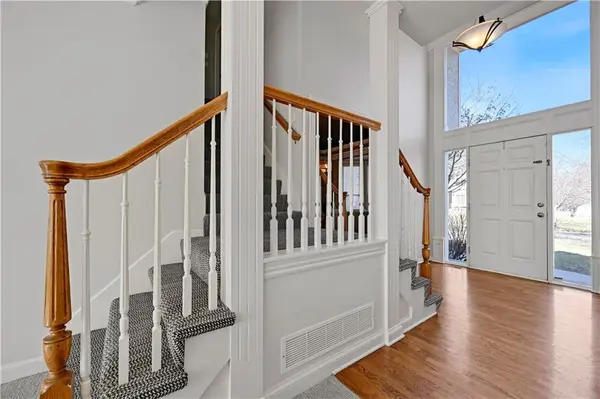 11903 Noland ST, Overland Park, KS 66213