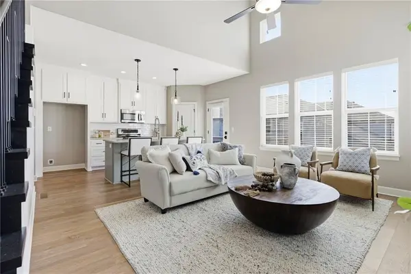 12344 S Sagebrush DR, Olathe, KS 66061