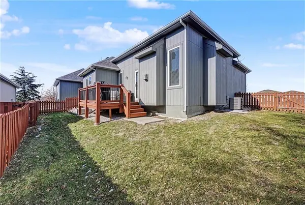 28339 W 164th ST, Gardner, KS 66030
