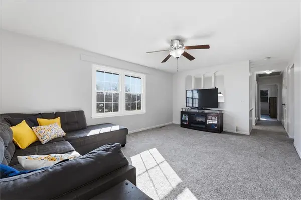 16004 Terry AVE, Belton, MO 64012