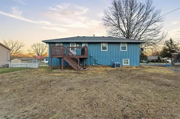 16004 Terry AVE, Belton, MO 64012
