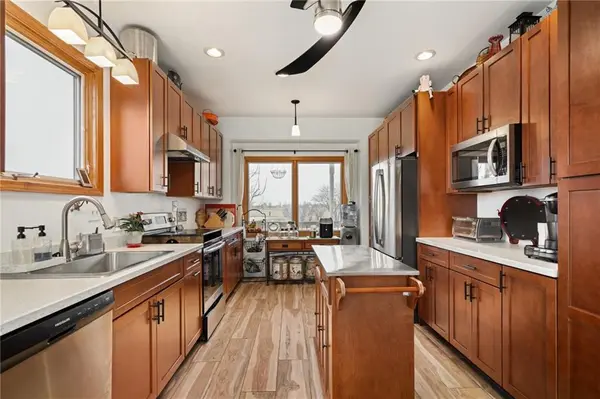 12809 E 246th TER, Peculiar, MO 64078