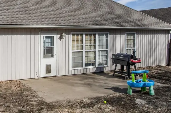 946 E Market ST, Warrensburg, MO 64093