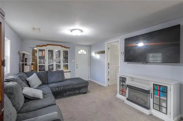 5127 Rinker RD, Kansas City, MO 64129