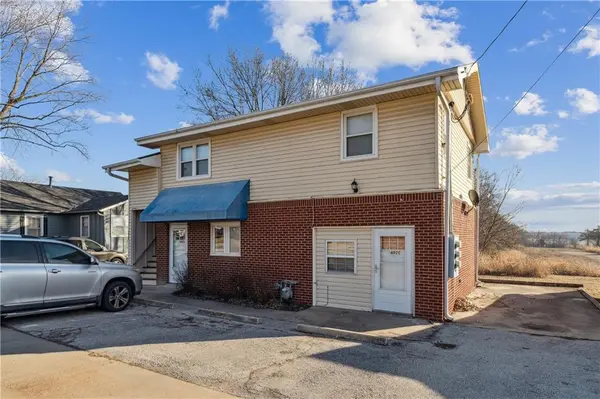 402 N Webster ST, Spring Hill, KS 66083