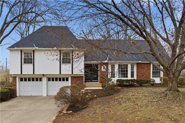 7230 Goodman ST, Overland Park, KS 66204