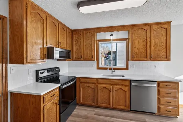 205 Dawn AVE, Belton, MO 64012