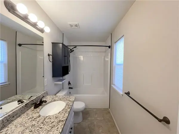 216 Greystone WAY, Grain Valley, MO 64029