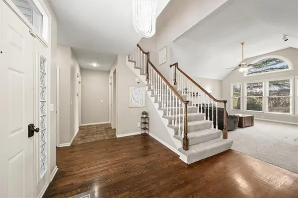 12204 Sagamore RD, Leawood, KS 66209