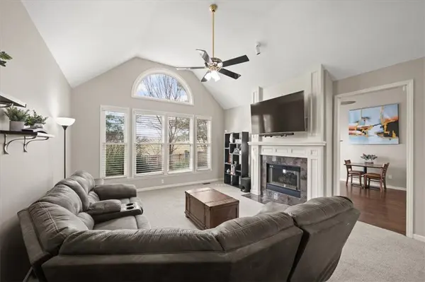 12204 Sagamore RD, Leawood, KS 66209