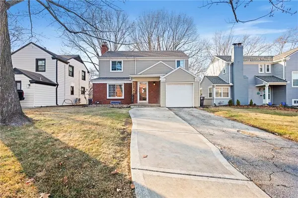 6820 Holmes RD, Kansas City, MO 64131
