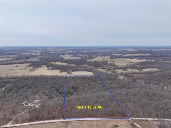 67 N Dade 237 RD, Walnut Grove, MO 65770