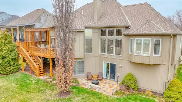 19605 W 99th ST, Lenexa, KS 66220