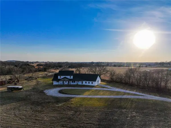 71 W V HWY, Lamar, MO 64759