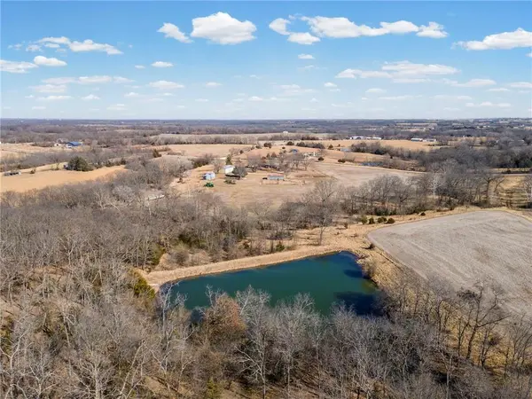 3919 State Route T HWY, Polo, MO 64671