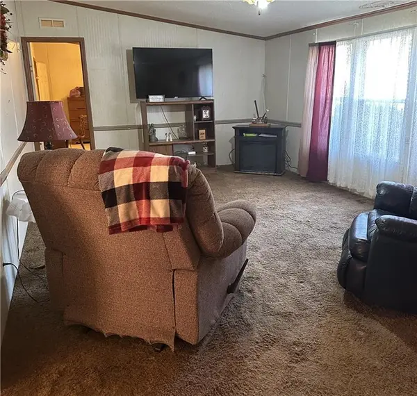 381 N Sheridan ST, Wheeling, MO 64688