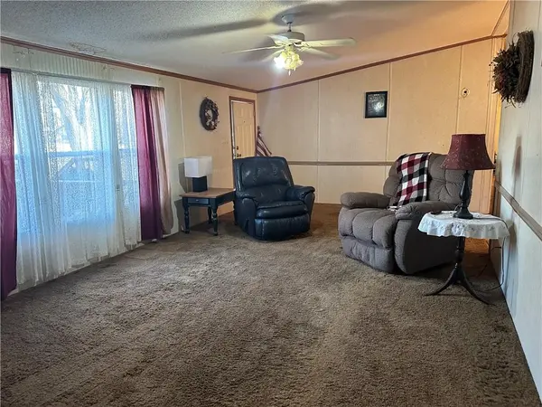 381 N Sheridan ST, Wheeling, MO 64688