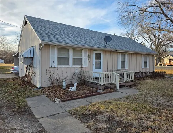 516 N 4th ST, Lacygne, KS 66040