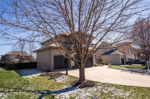 5511 Chouteau ST, Shawnee, KS 66226