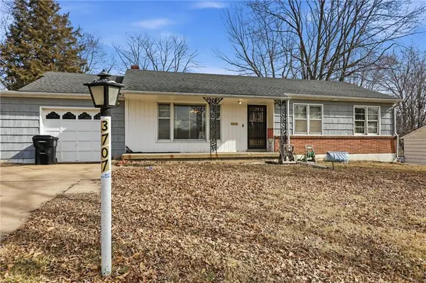 3707 S Canterbury PL, Independence, MO 64055