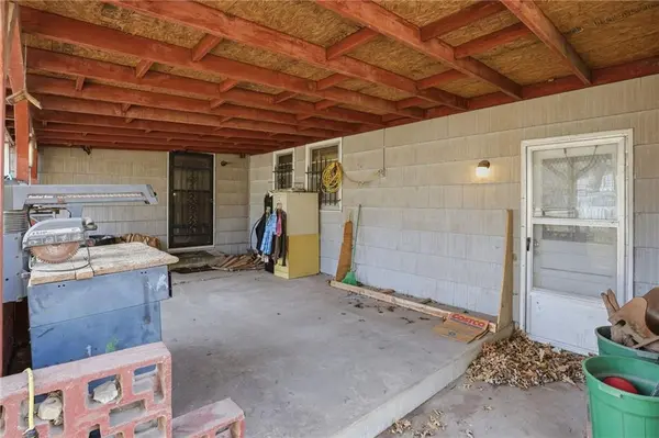 3707 S Canterbury PL, Independence, MO 64055