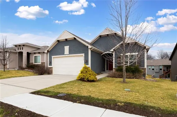 8707 N Liston AVE, Kansas City, MO 64154