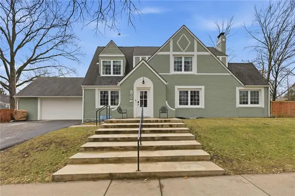 103 E Meyer BLVD, Kansas City, MO 64113