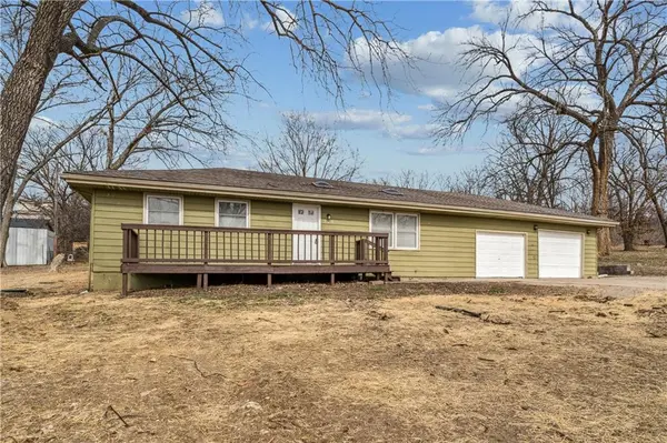 306 E 165th ST, Belton, MO 64012