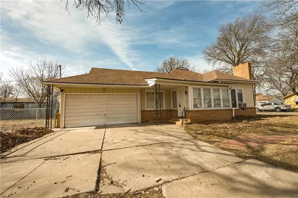 1501 W 5th ST, Coffeyville, KS 67337