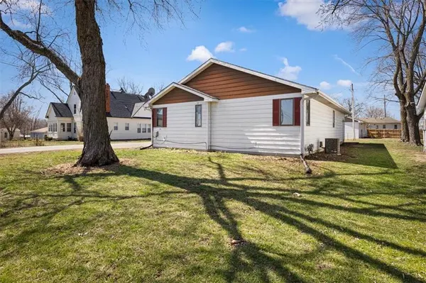 411 N Raum ST, Lawson, MO 64062