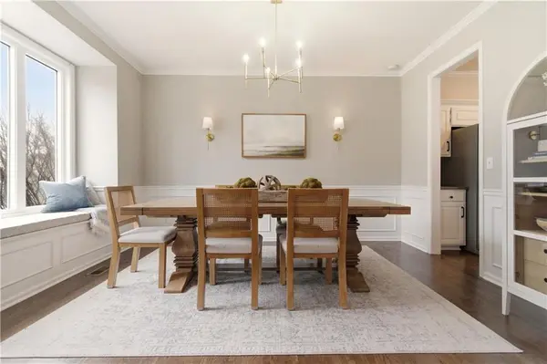 13212 Carter ST, Overland Park, KS 66213