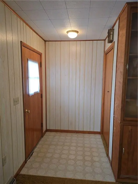 321 Elm ST, Nortonville, KS 66060