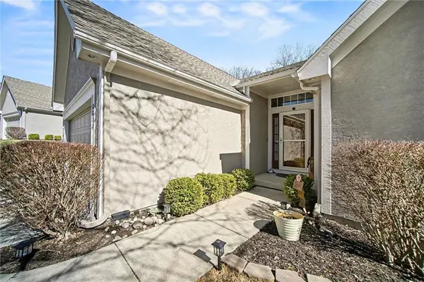 8611 N Liston AVE, Kansas City, MO 64154