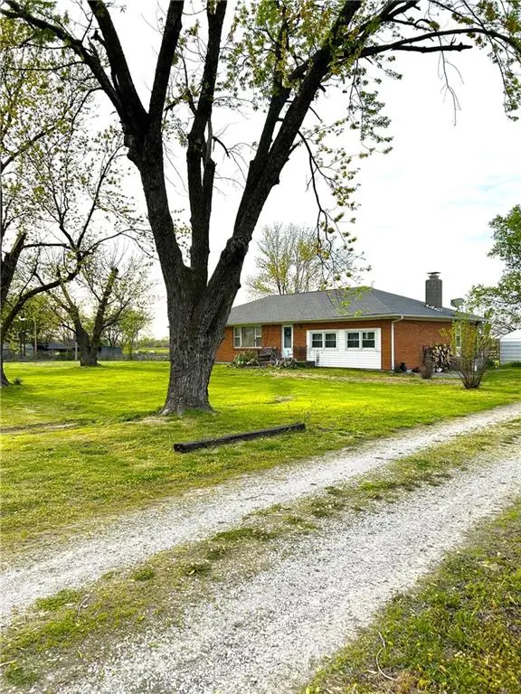 220 W John ST, Milo, MO 64767