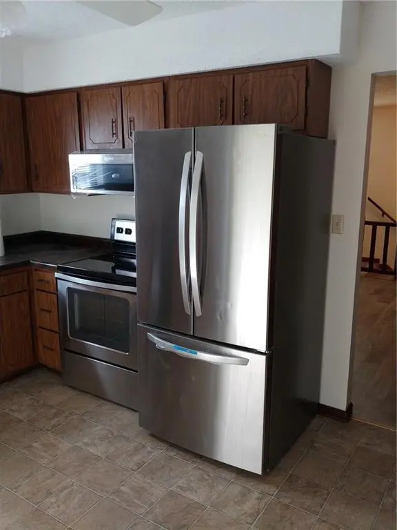 7423 & 7425 Englewood LN, Raytown, MO 64133