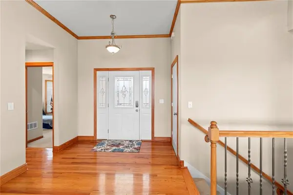 202 Prairie Rose CIR, Smithville, MO 64089