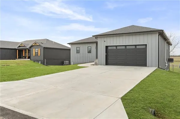 284 SW 1311 RD, Holden, MO 64040