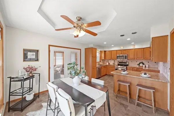 9007 Dry Dock DR, Liberty, MO 64068